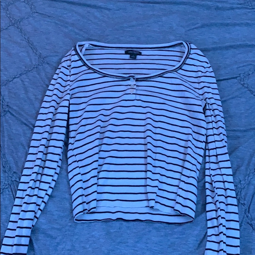 White and black striped long sleeve top